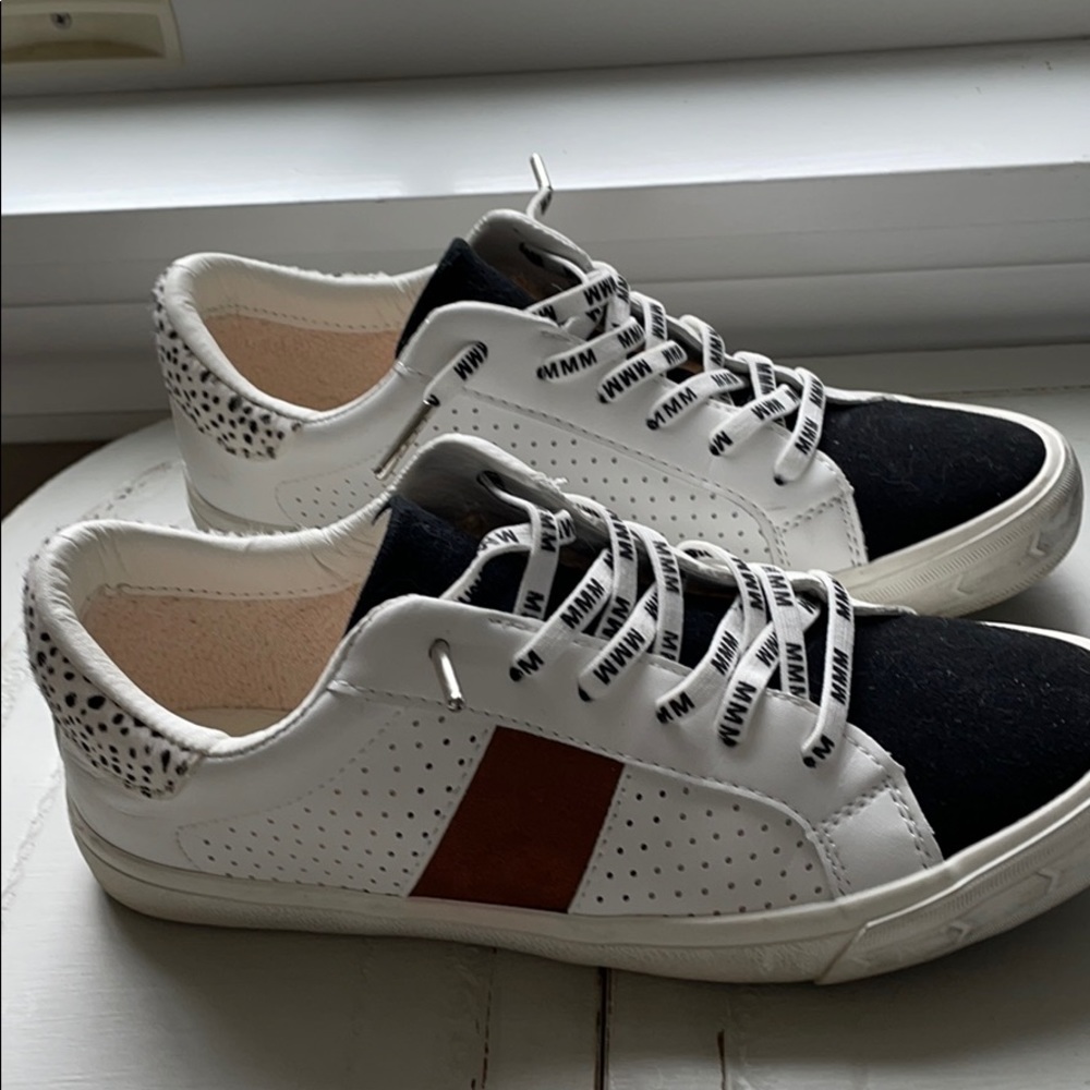 Mindy Mae’s Market Sneakers Size 7